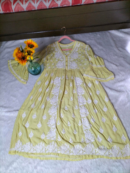 Yasmin chikankari gaun - The Chikan Store