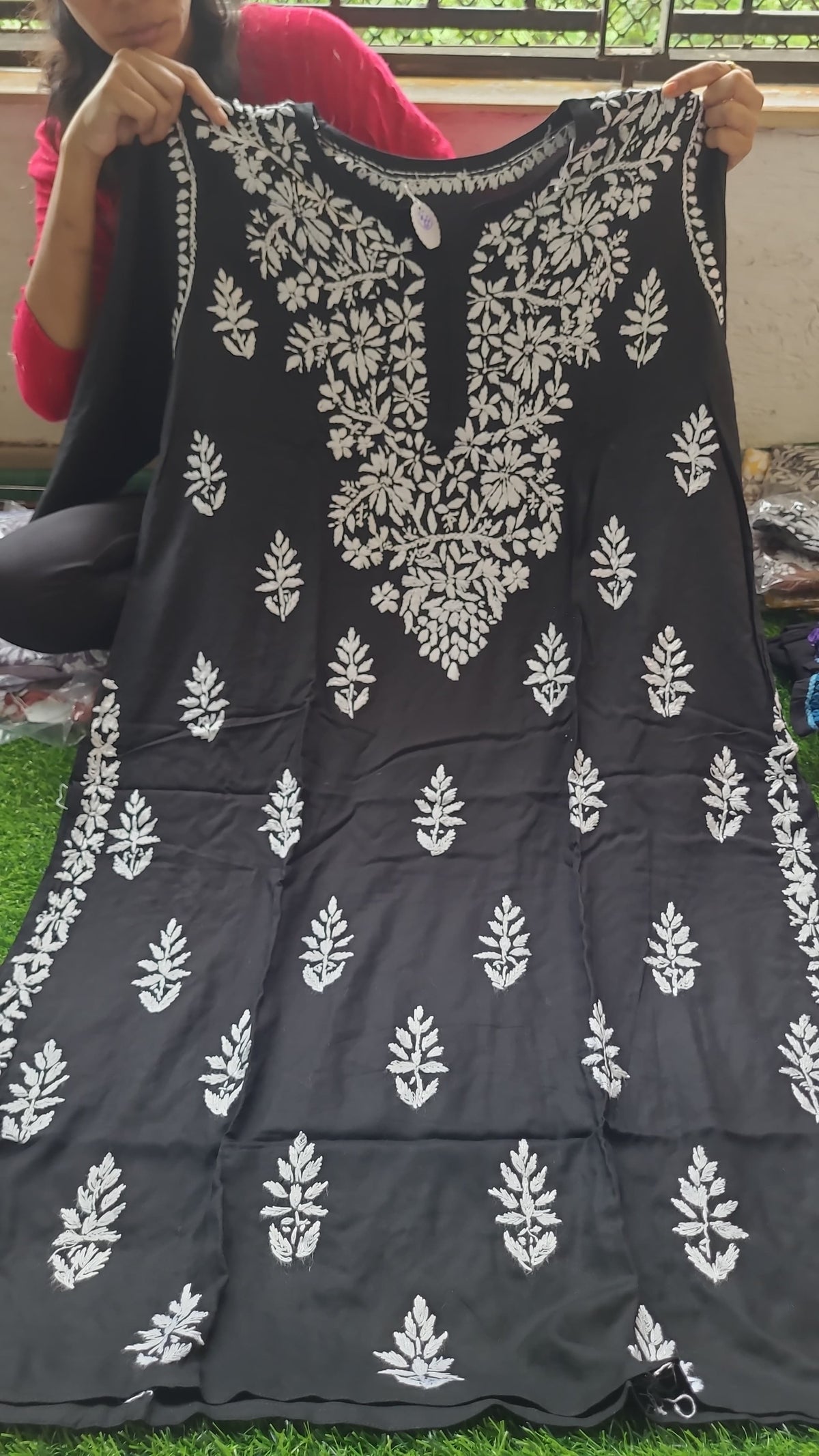 Misha Black beauty - The Chikan Store