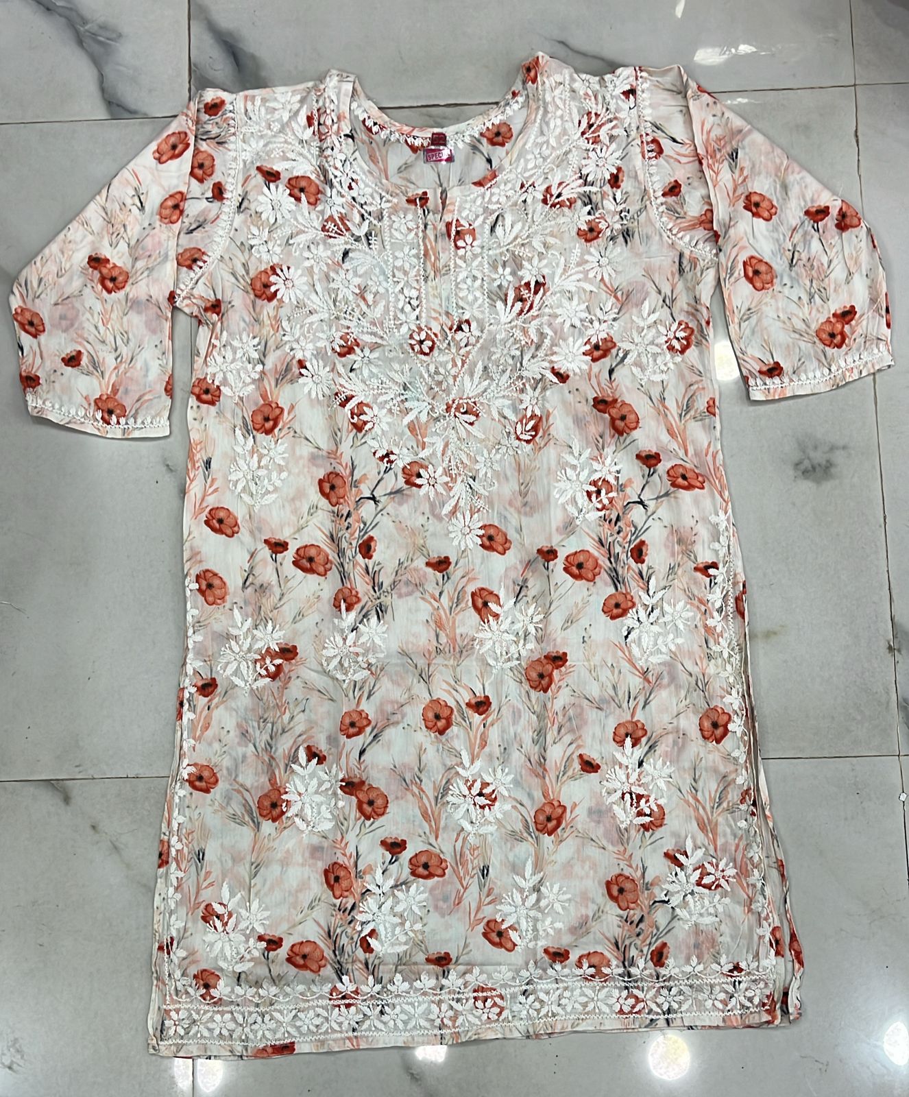 Loveshi Mal Mal chikankari floral kurtissee - The Chikan Store